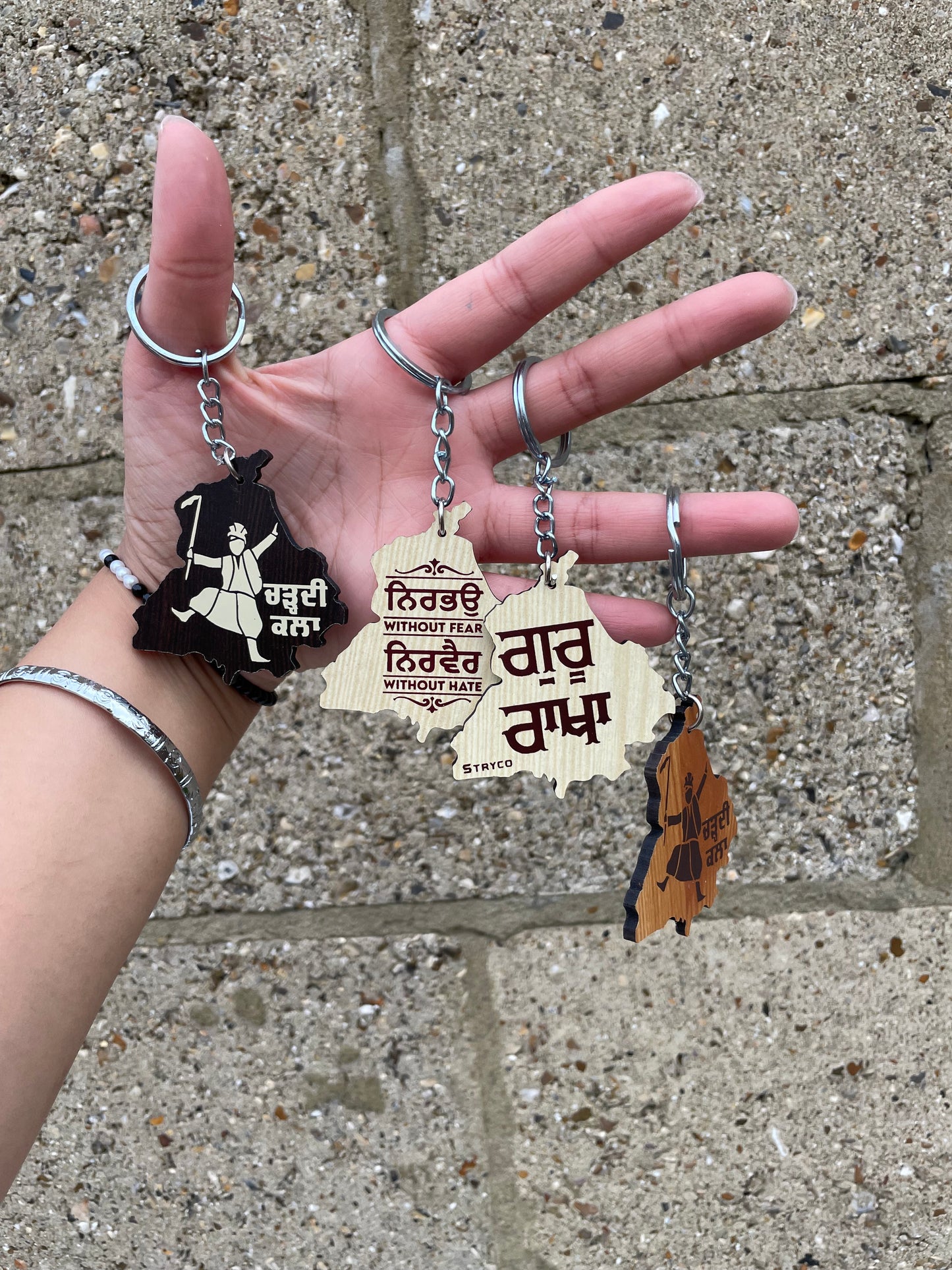 Waheguruji Amritsar Harmindar Sahib gurdwara golden temple waheguru vaheguru keychain key keys  sikh sikhism punjabi punjab ek onkar khanda singh kaur